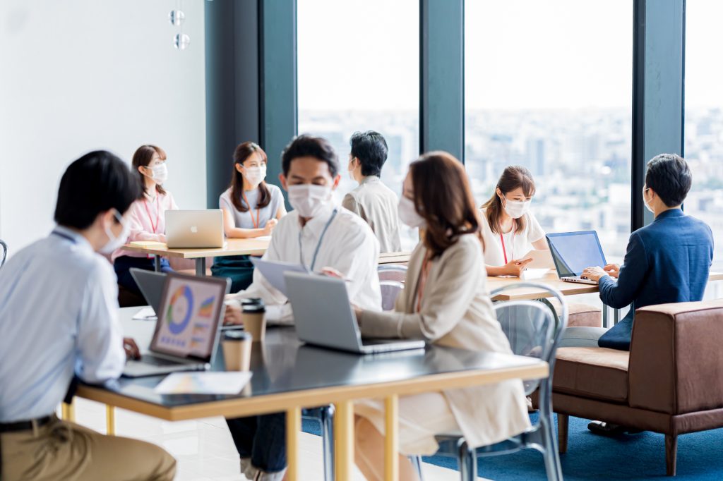 オフィス 打ち合わせ 男女