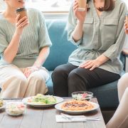 ランチ　女性
