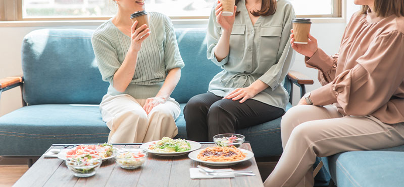 ランチ　女性
