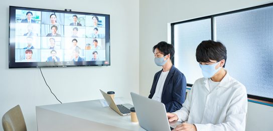 オフィス　ビデオ会議