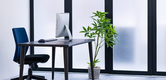 オフィス　デスク