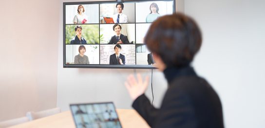ビデオ会議　オフィス